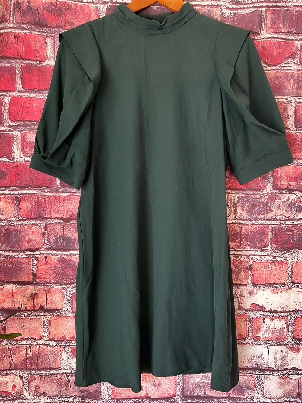Zara Forest Green Mock Neck Shift Mini Dress Voluminous Puff Sleeve Size Medium